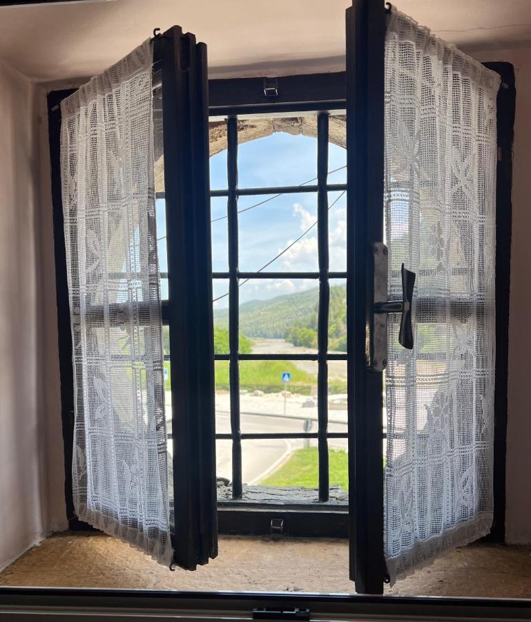 Fole Hotel Berat Bagian luar foto